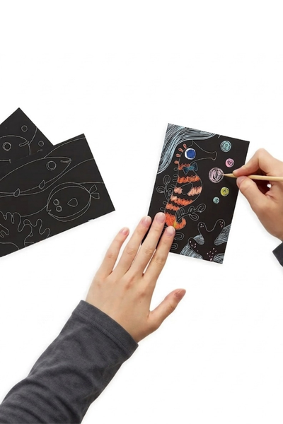 Scratch & Scribble Mini Scratch Art Kit – Friendly Fish